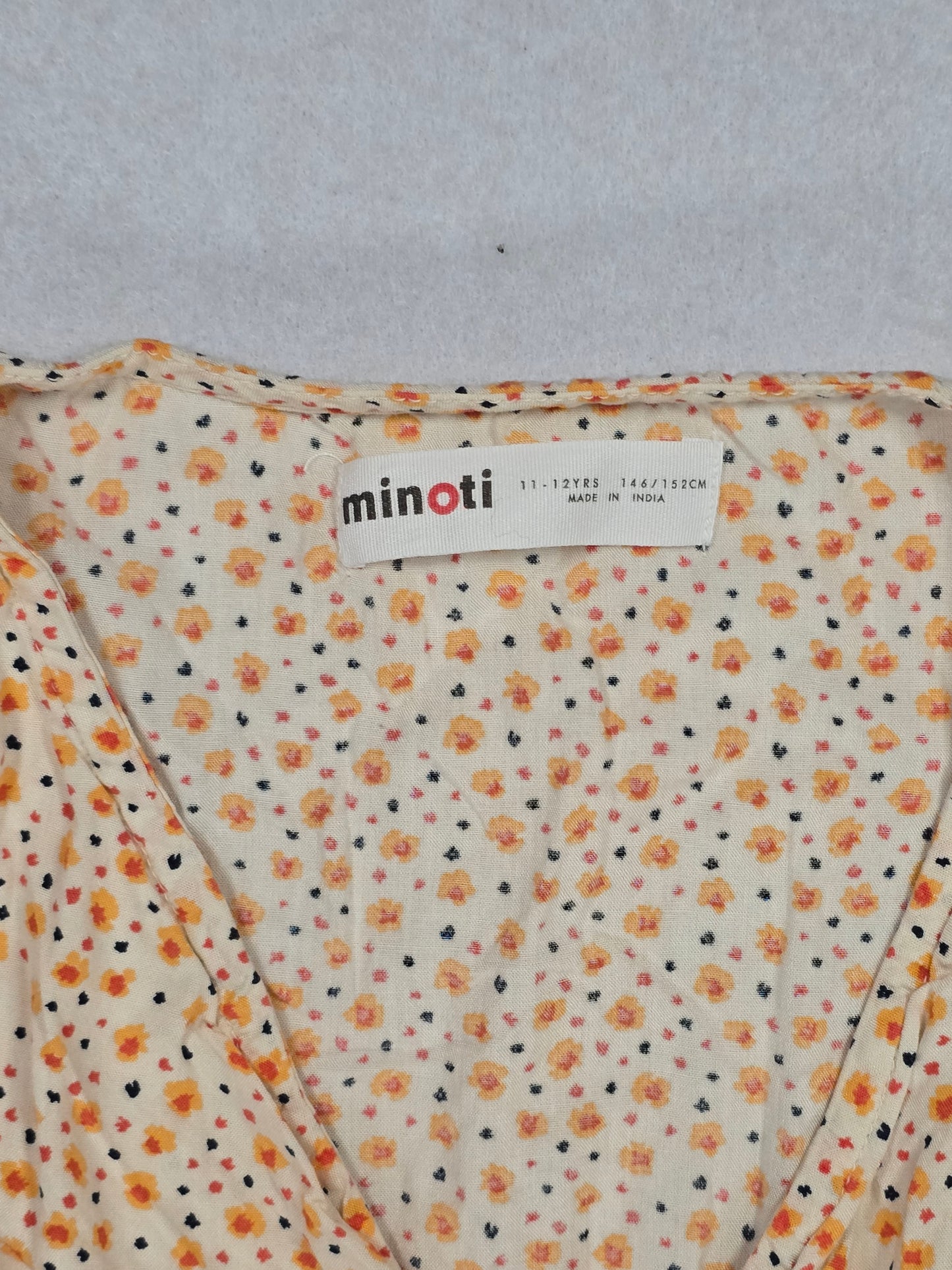 Minoti: Dress