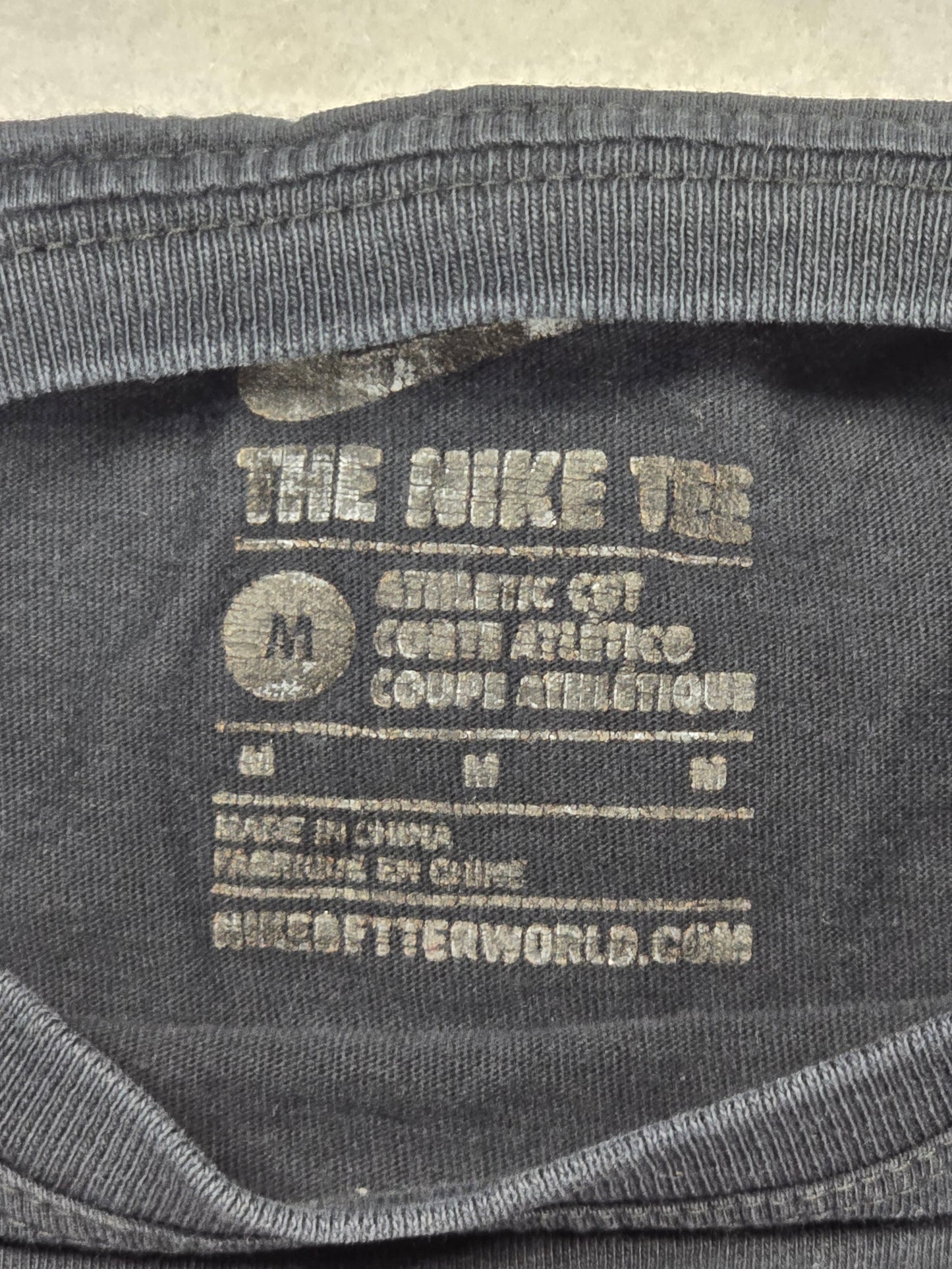 Nike: Top