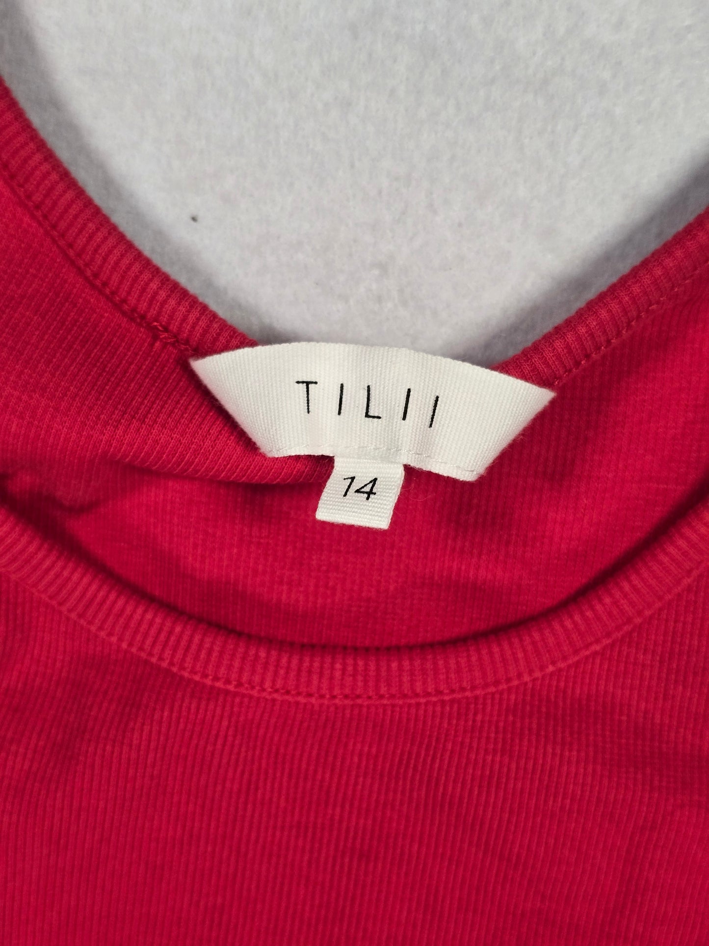 Tilii: Dress