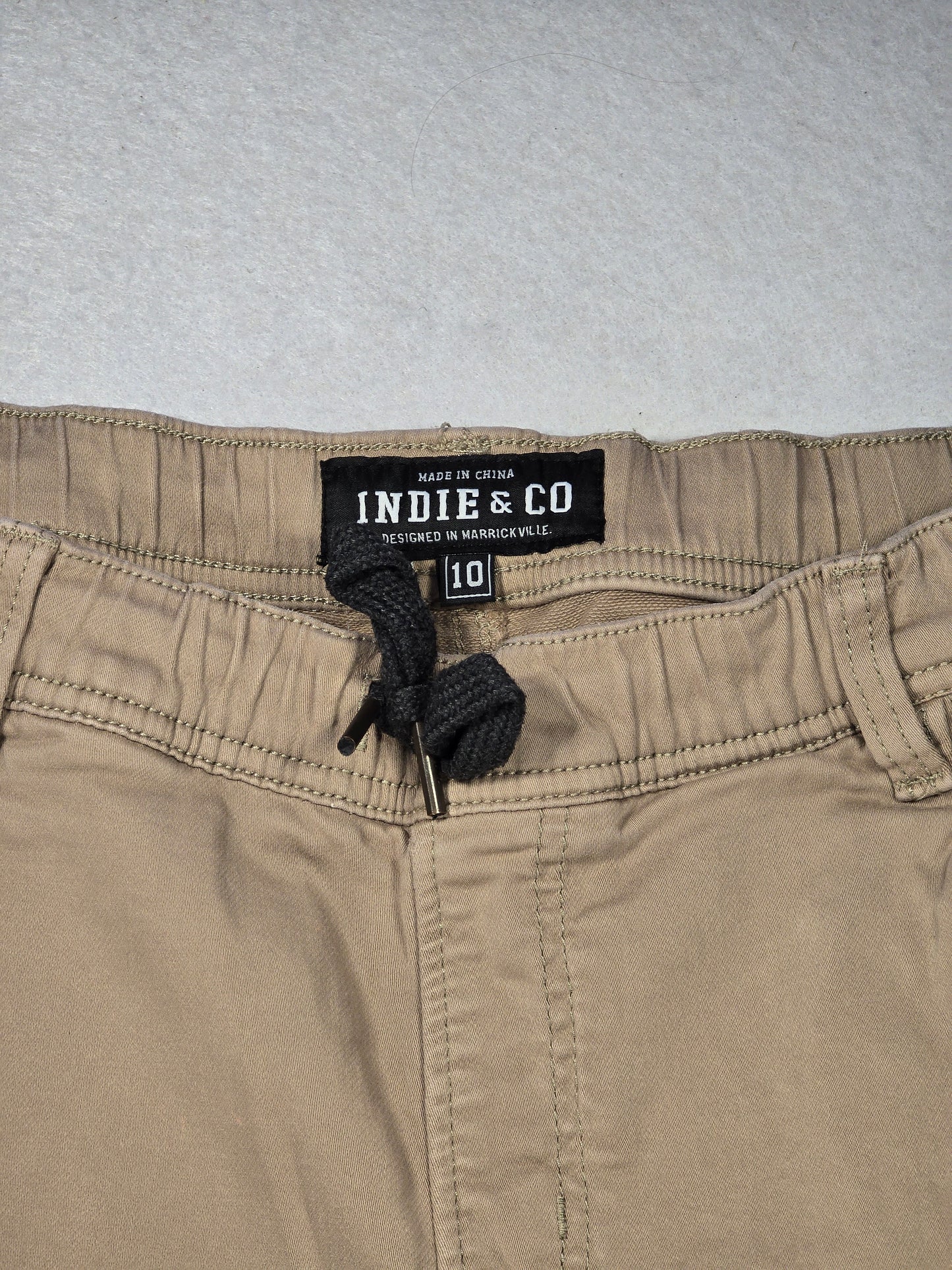 Indie: Pants