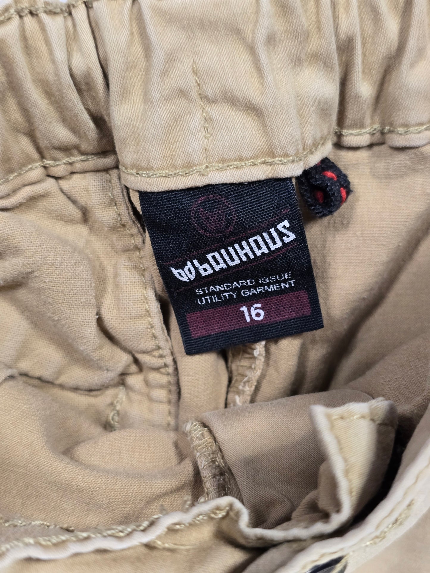 Bauhaus: Shorts