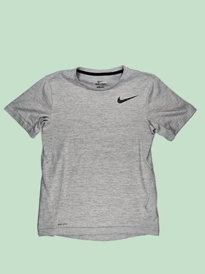 Nike: Top